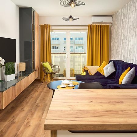 Lumina Luxury 3-Rooms Apartments With Parking Лодзь Екстер'єр фото