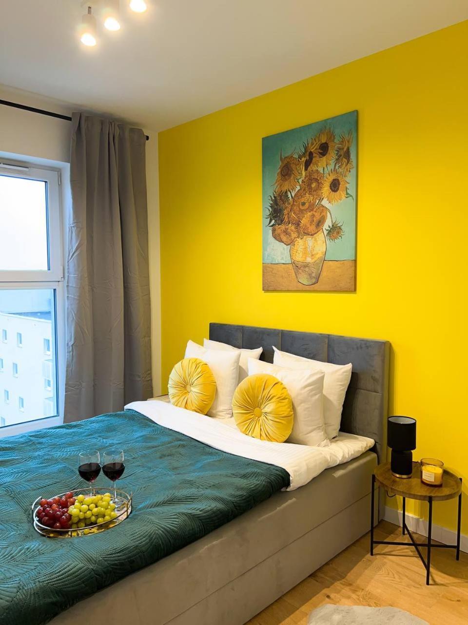 Lumina Luxury 3-Rooms Apartments With Parking Лодзь Екстер'єр фото