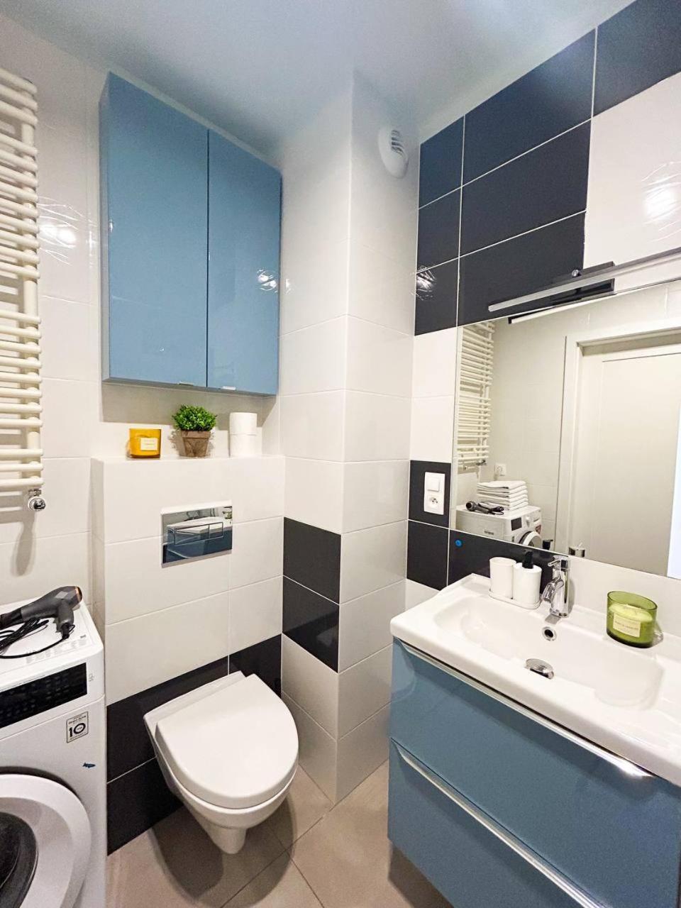 Lumina Luxury 3-Rooms Apartments With Parking Лодзь Екстер'єр фото